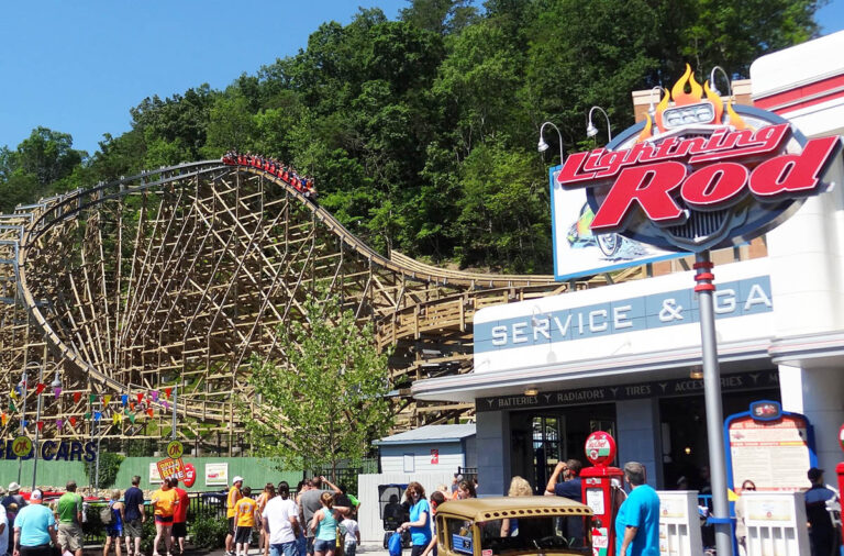 lightning-rod-dollywood