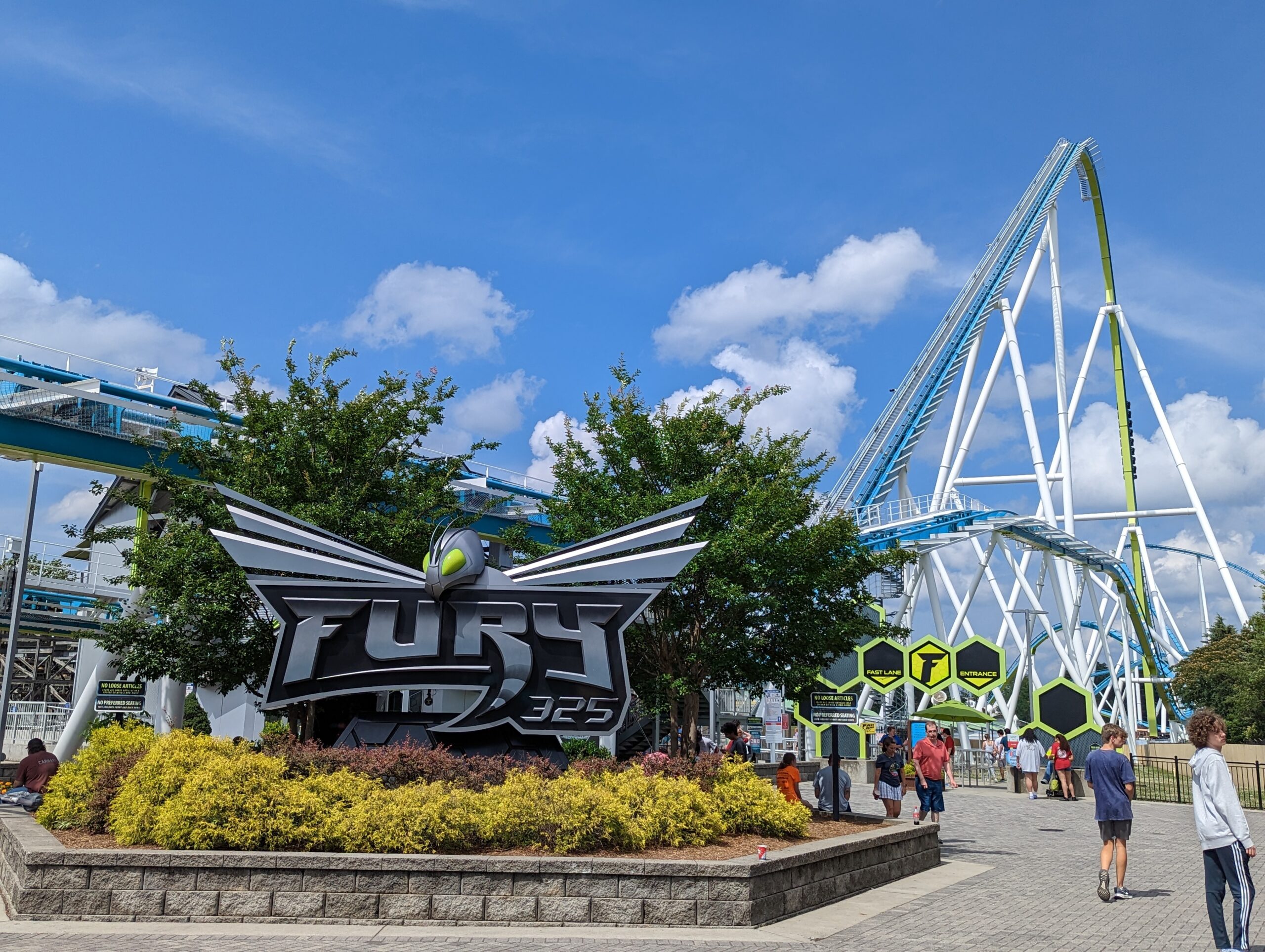 Fury 325